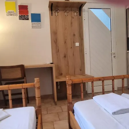Seaside With Swimming Pool & Parking #3