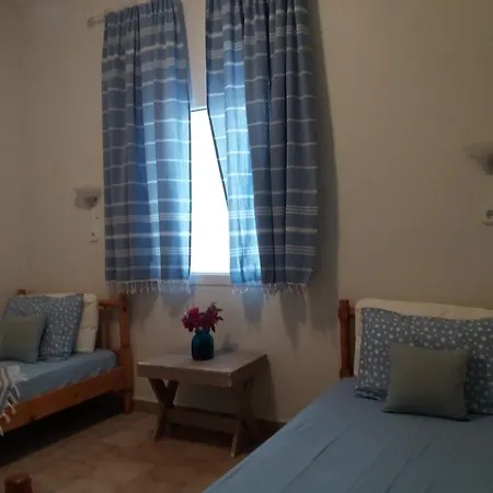 Seaside With Swimming Pool & Parking #3 Appartement *