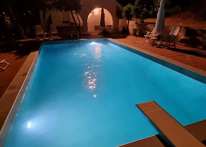 Apartmán Seaside With Swimming Pool & Parking #3