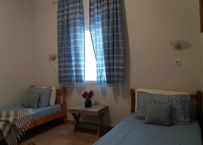 Seaside With Swimming Pool & Parking #3 Apartmán *