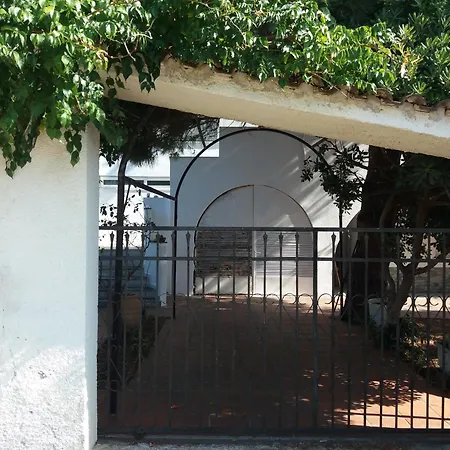 Seaside With Swimming Pool & Parking #3 Kassandria