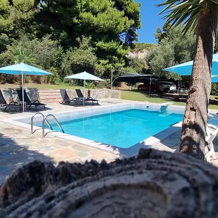 Apartmán Seaside With Swimming Pool & Parking #3 *